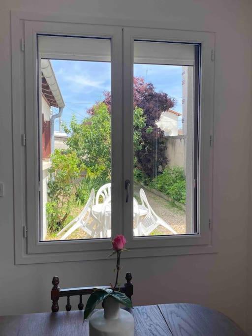 Vila Le Ni' De Jess Migennes Exteriér fotografie